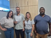 Câmara Municipal efetiva servidor na tarde desta quarta-feira, dia 19 de novembro.